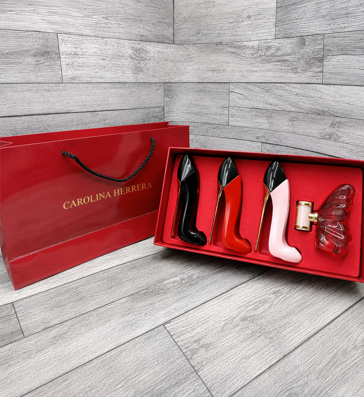 CAROLINA HERRERA SET