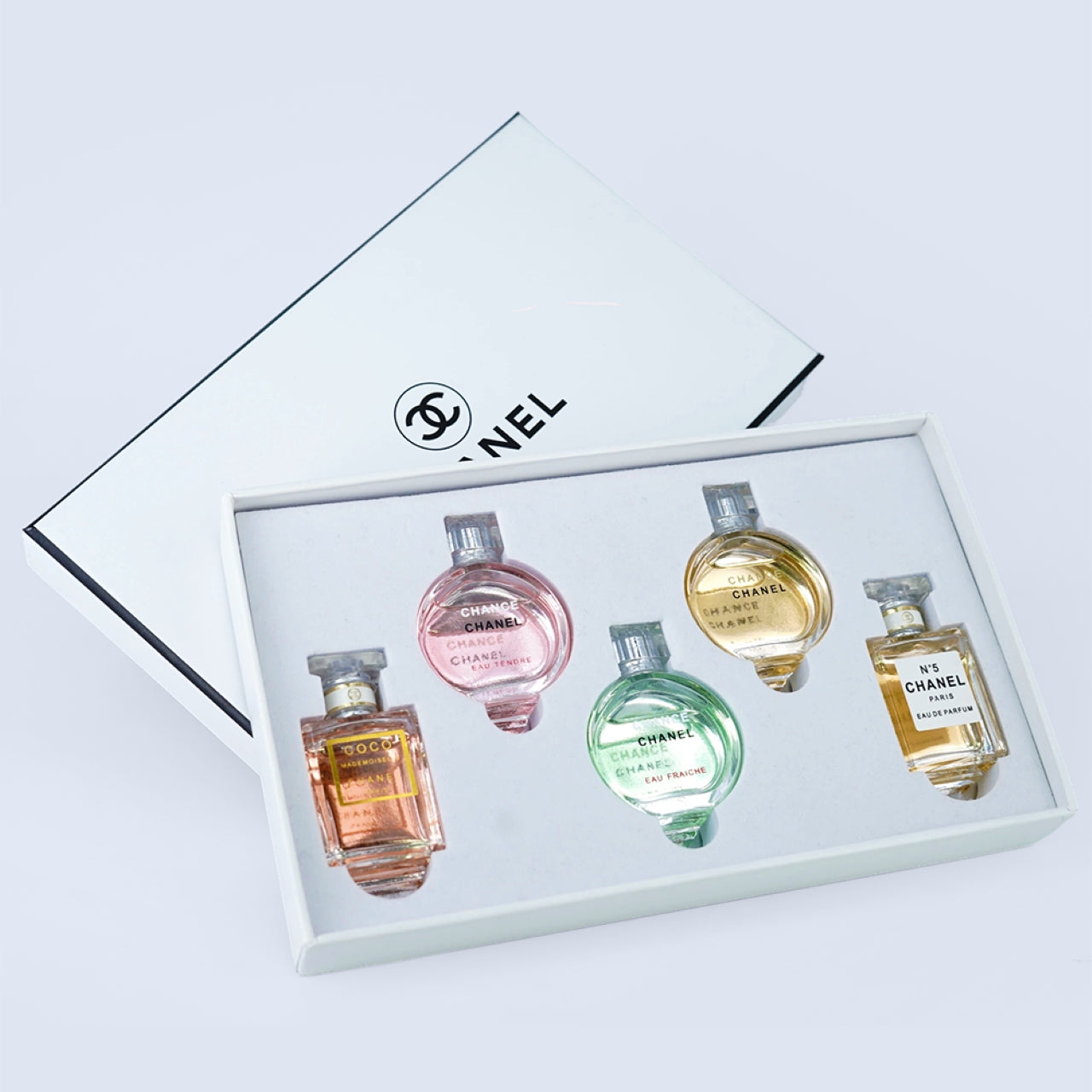 CHANEL 5-PIECES SET