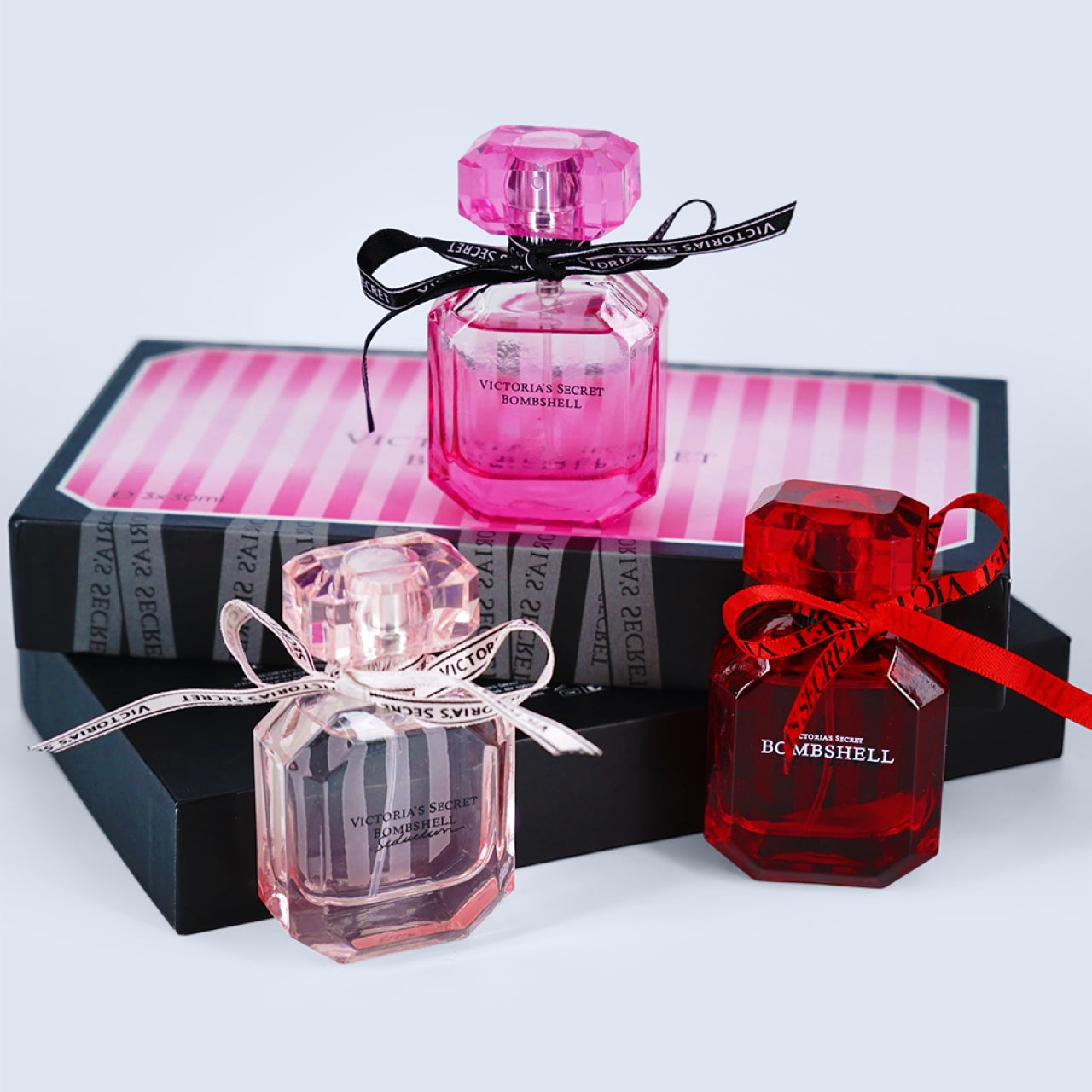 VICTORIA SECRRET 4-PIECES SET