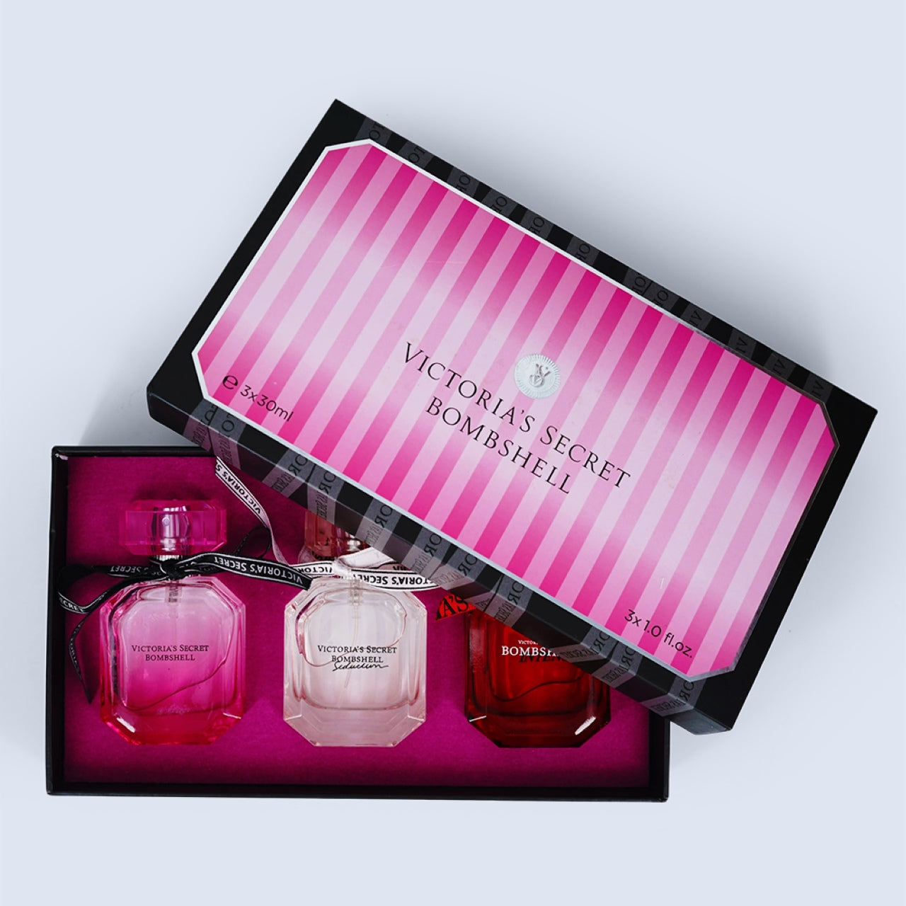 VICTORIA SECRRET 4-PIECES SET